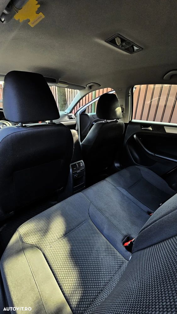 Volkswagen Jetta 1.2 TSI Trendline - 18