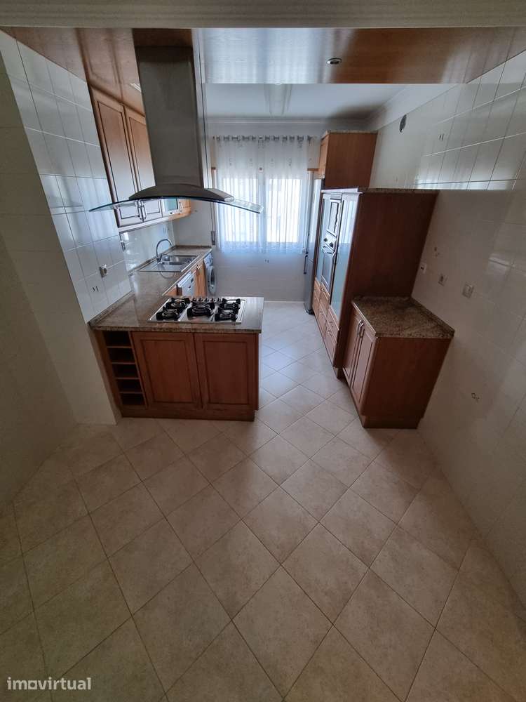 Apartamento T3 com garagem no Prior Velho - Grande imagem: 4/14