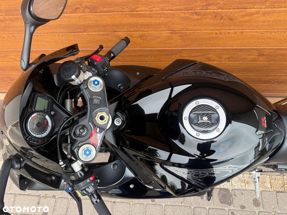 Suzuki GSX-R - 13