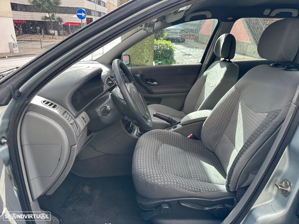 Renault Laguna Break 1.9 dCi Privilège - 14