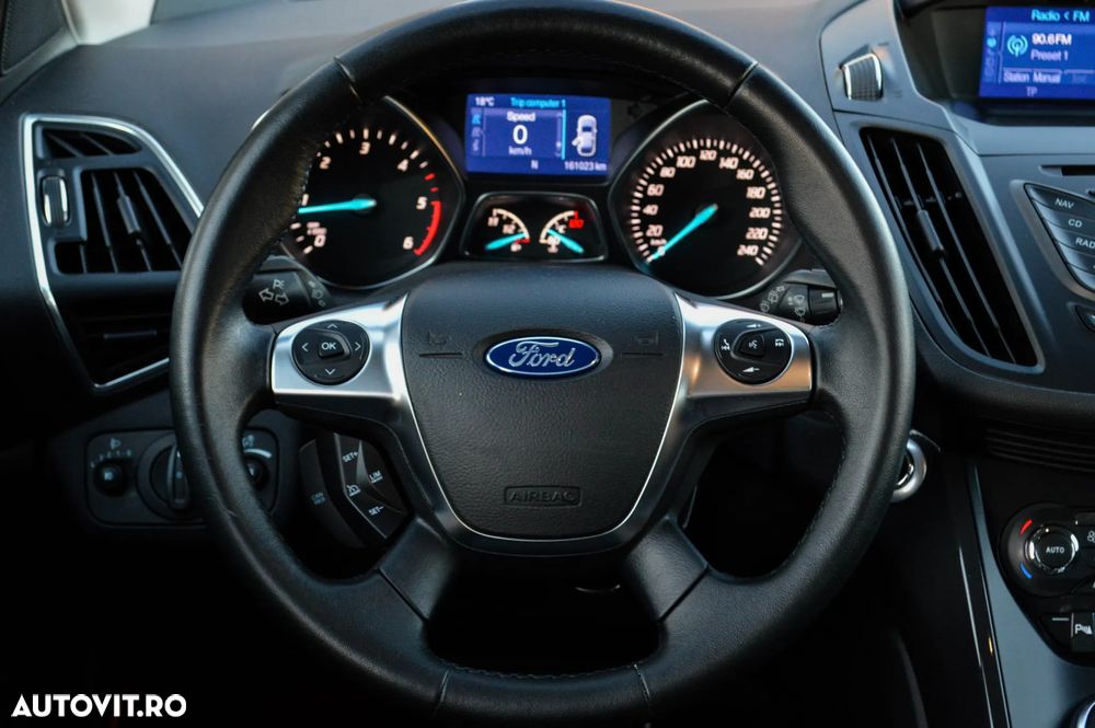 Ford Kuga 2.0 TDCi 2WD Titanium - 32