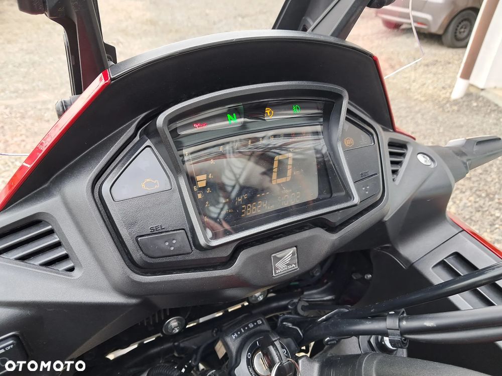 Honda VFR - 6