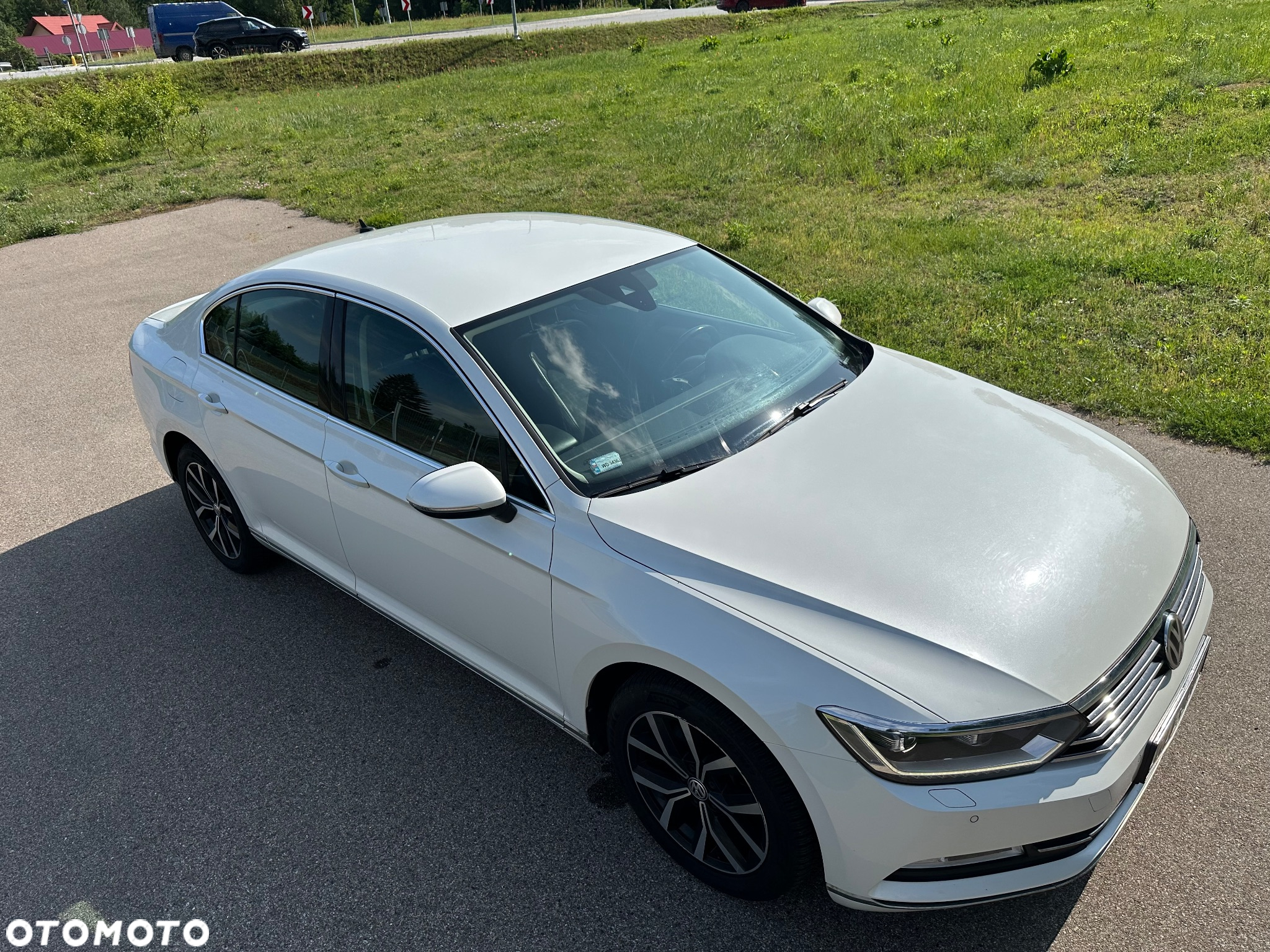 Volkswagen Passat 1.8 TSI BMT Highline - 18