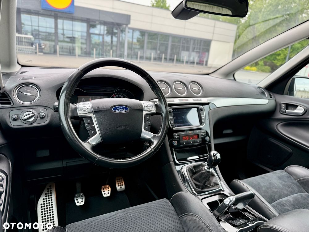 Ford S-Max 2.0 TDCi DPF Titanium X - 15