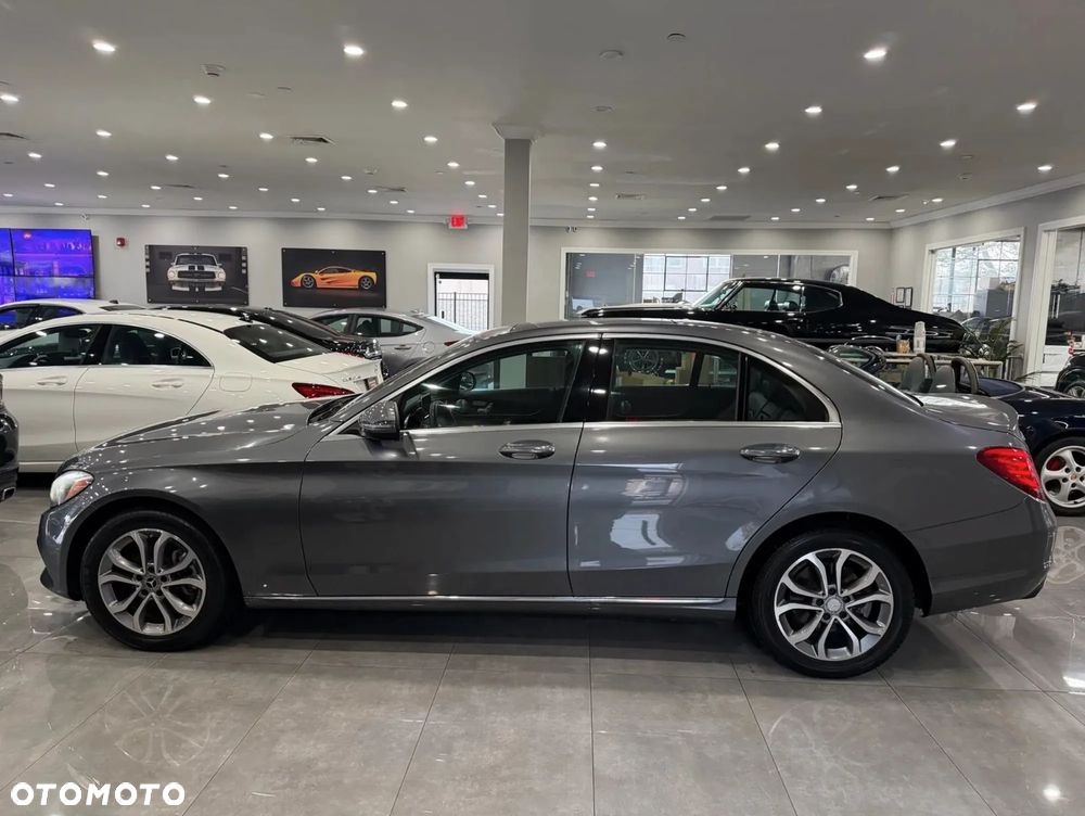 Mercedes-Benz Klasa C 300 7G-TRONIC - 2