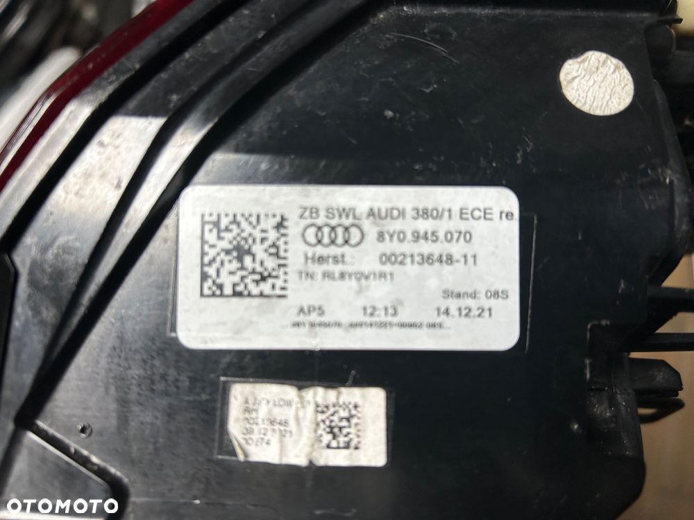 AUDI A3 8Y LAMPA TYŁ PRAWA LED 8Y0945070 IGLA ORG - 3