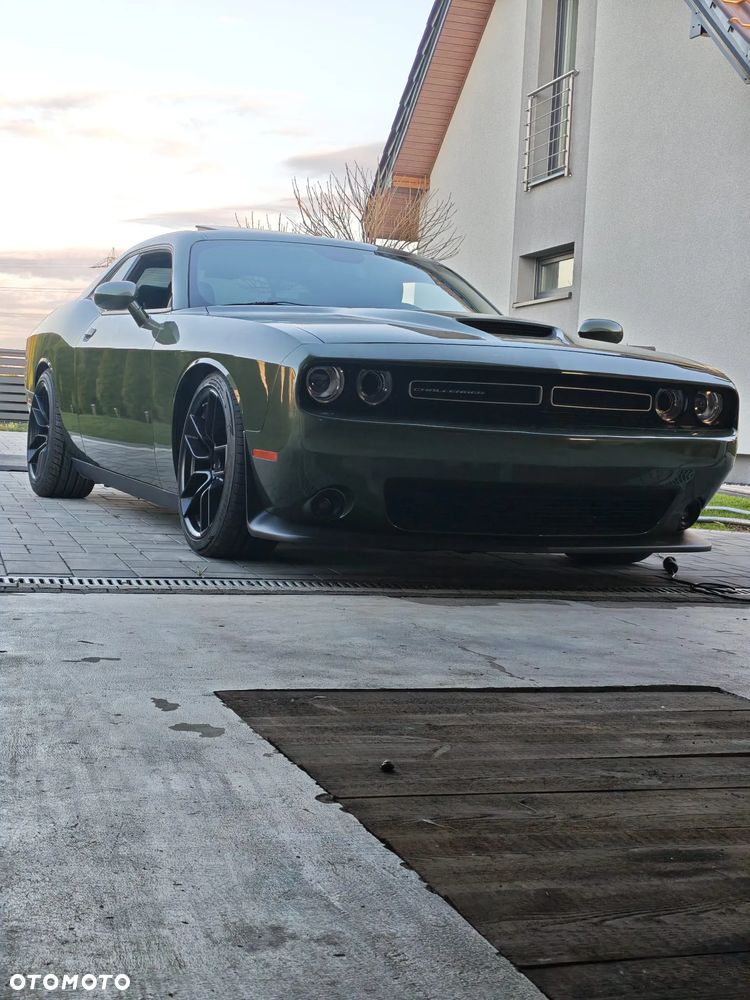Dodge Challenger 5.7 R/T - 16