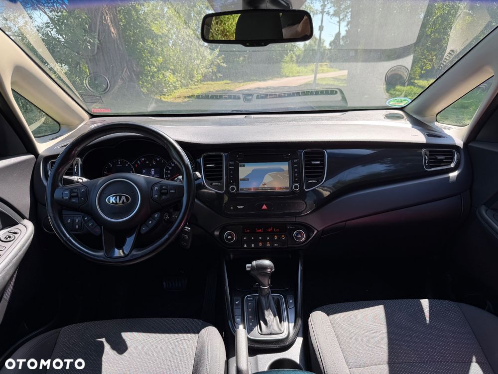 Kia Carens 1.7 CRDi 141 Dream Team Edition - 15