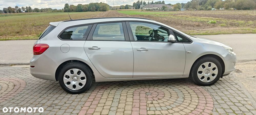 Opel Astra IV 1.3 CDTI Sport ecoFLEX - 13