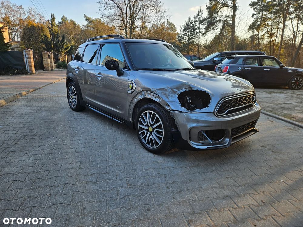 MINI Countryman Cooper SE ALL4 John Cooper Works Trim - 4
