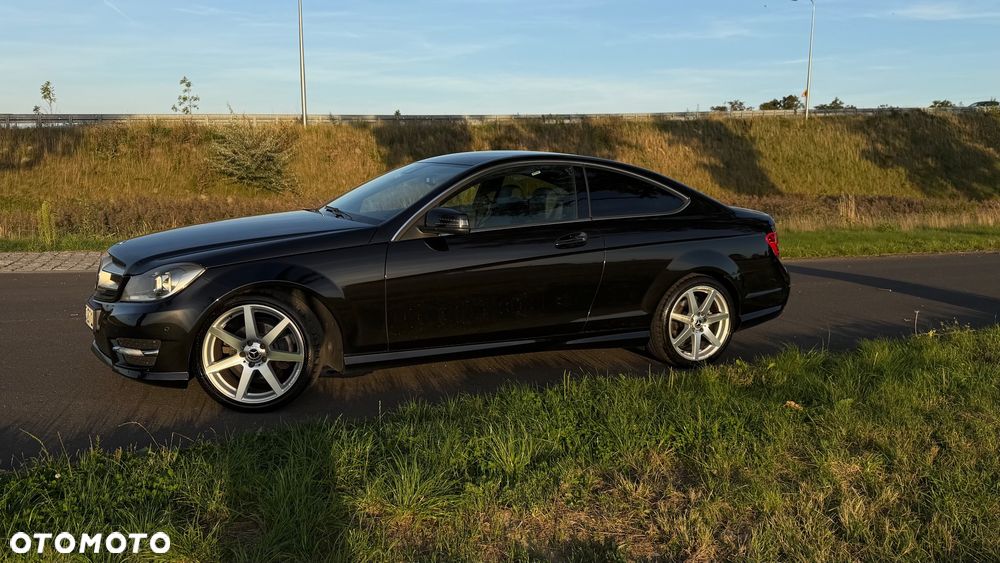 Mercedes-Benz Klasa C 250 CGI BlueEff - 3