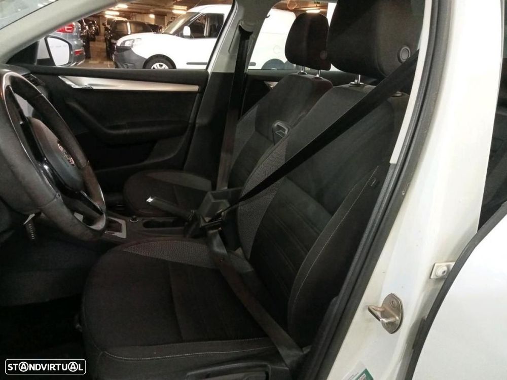 Skoda Octavia Break 2.0 TDI Ambition DSG - 5