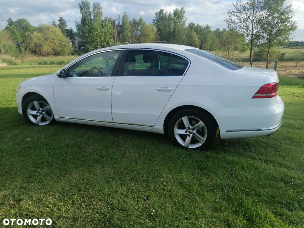 Volkswagen Passat 1.4 TSI BMT Comfortline - 4
