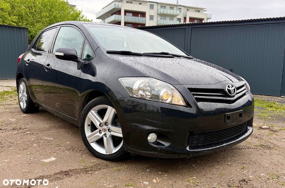 Toyota Auris 1.4 D-4D - 2