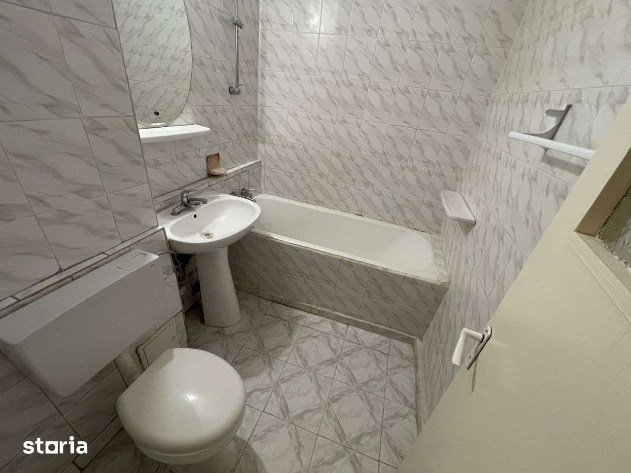 Garsoniera cu potential – 30 mp, decomandata, etaj 1 - Imagine principală: 5/6