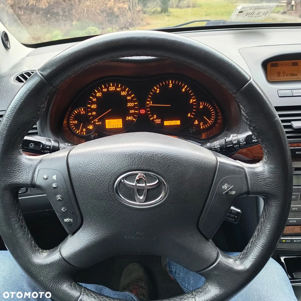 Toyota Avensis 2.2 D-4D Prestige - 9