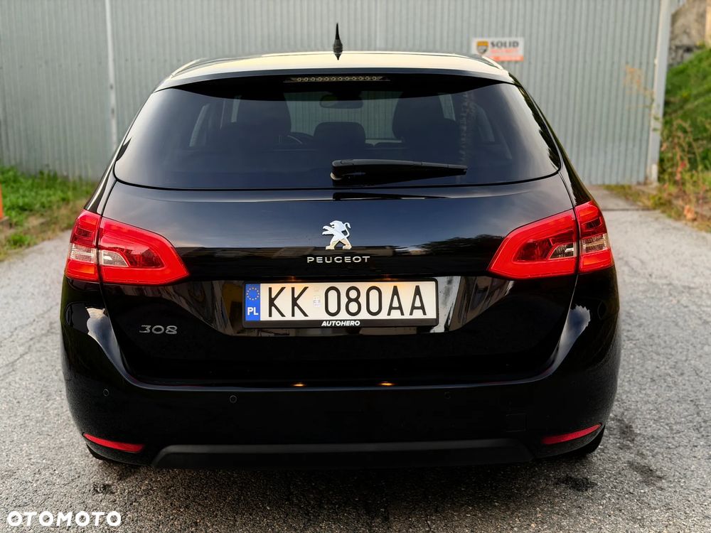 Peugeot 308 1.2 PureTech Active S&S - 21