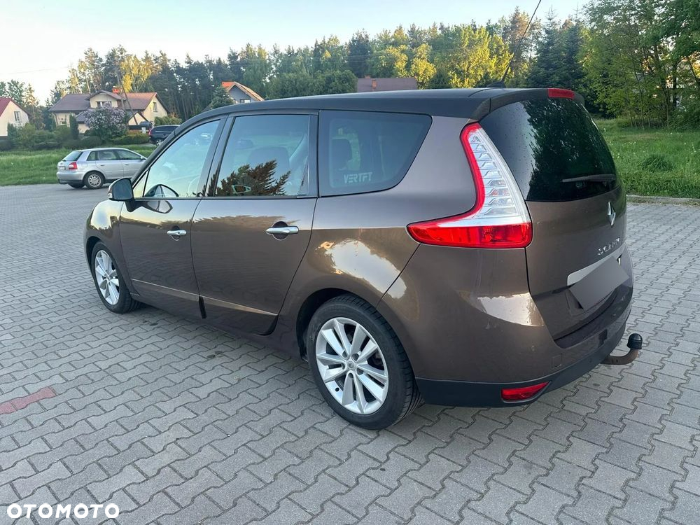 Renault Grand Scenic Gr 2.0 dCi Privilege - 17