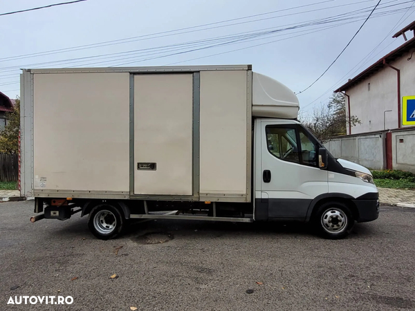 Iveco Daily 35-150 box si lift, cat B, box 8 Europlateti, motorizare 3.0l, finantare leasing