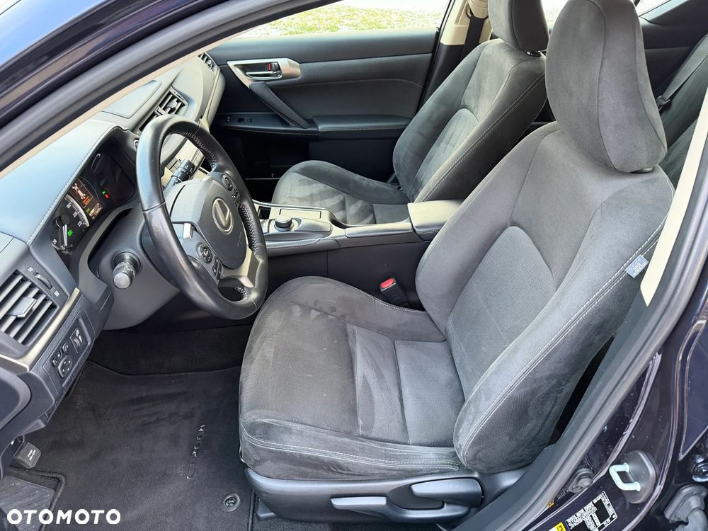 Lexus CT Limited Edition - 11