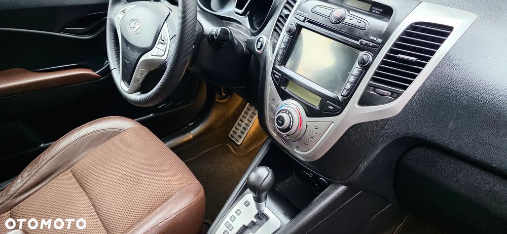 Hyundai ix20 1.6 Premium - 12