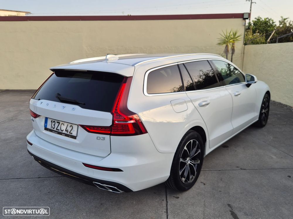 Volvo V60 2.0 D3 Momentum - 20
