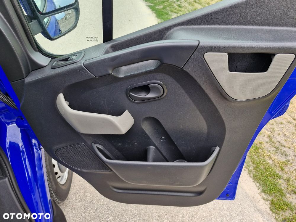 Renault Master - 18