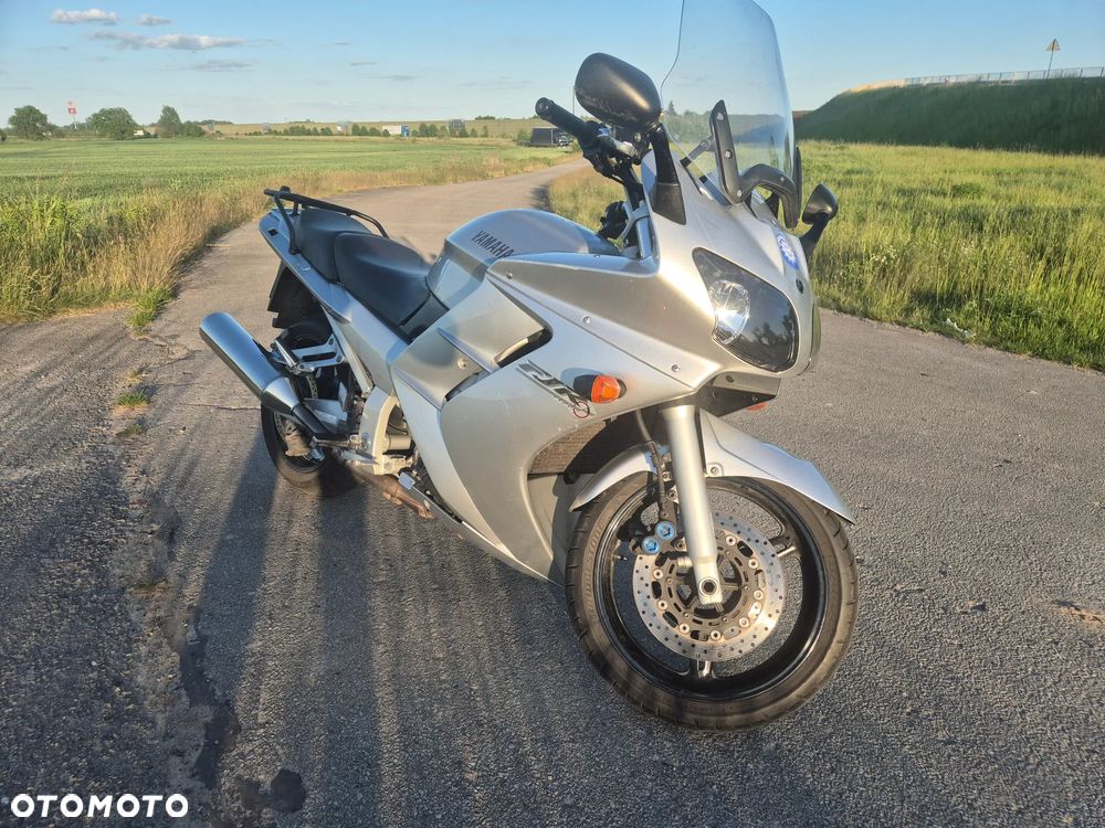 Yamaha FJR - 2