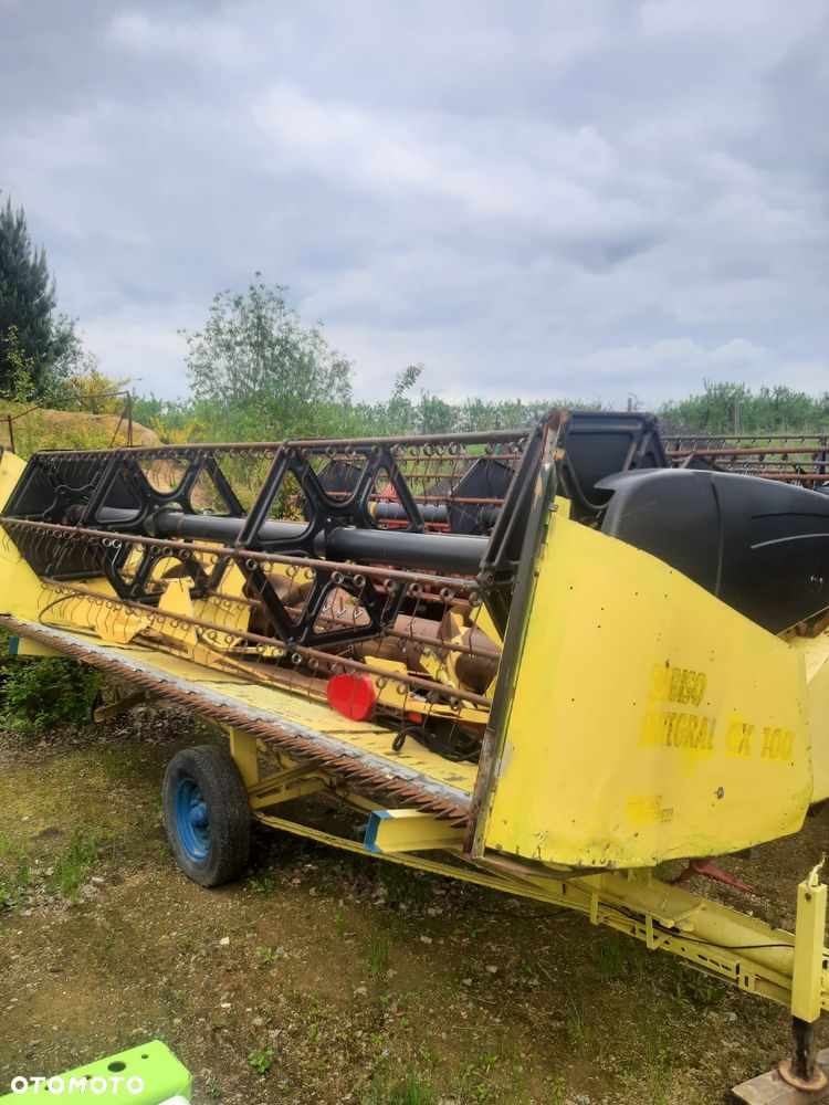 New Holland TX66 - 11