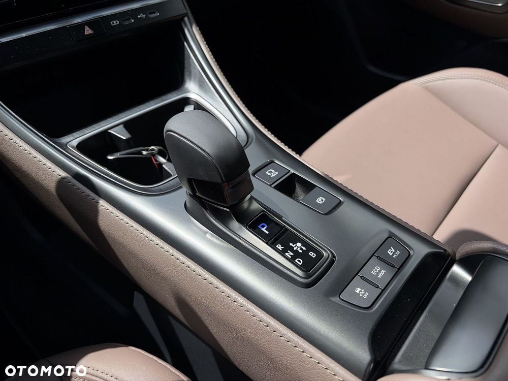 Lexus LBX 1.5 Hybrid Elegant - 24