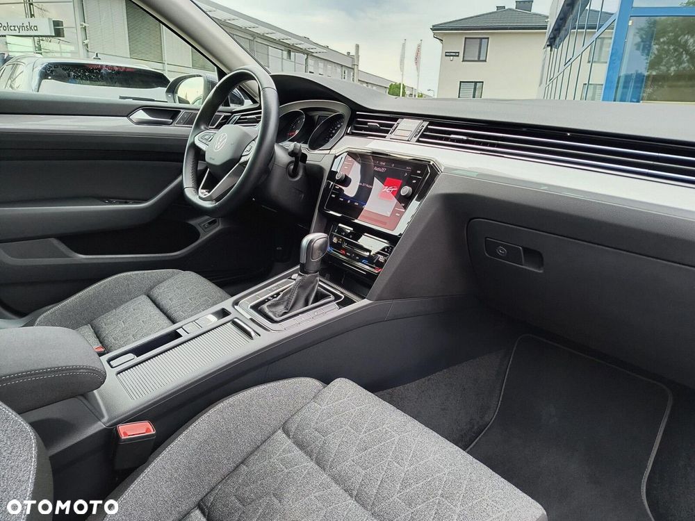 Volkswagen Passat 1.5 TSI EVO Business DSG - 9