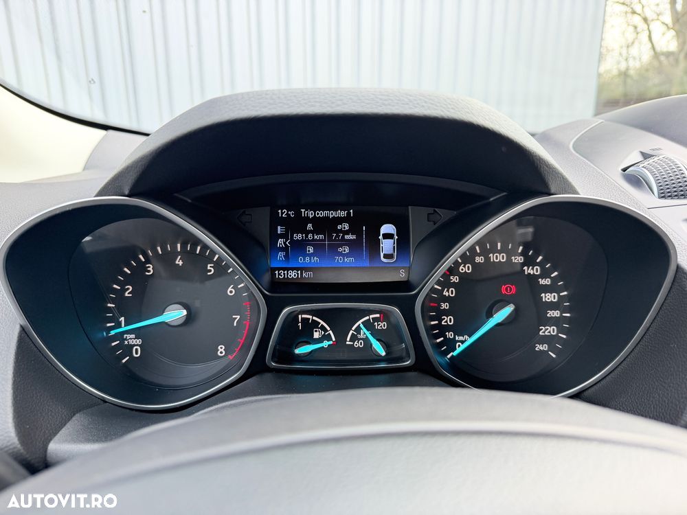 Ford Kuga 1.5 EcoBoost 2x4 Titanium - 22