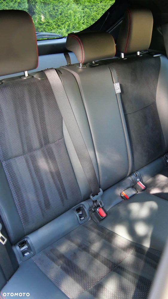 Toyota Yaris Cross - 18