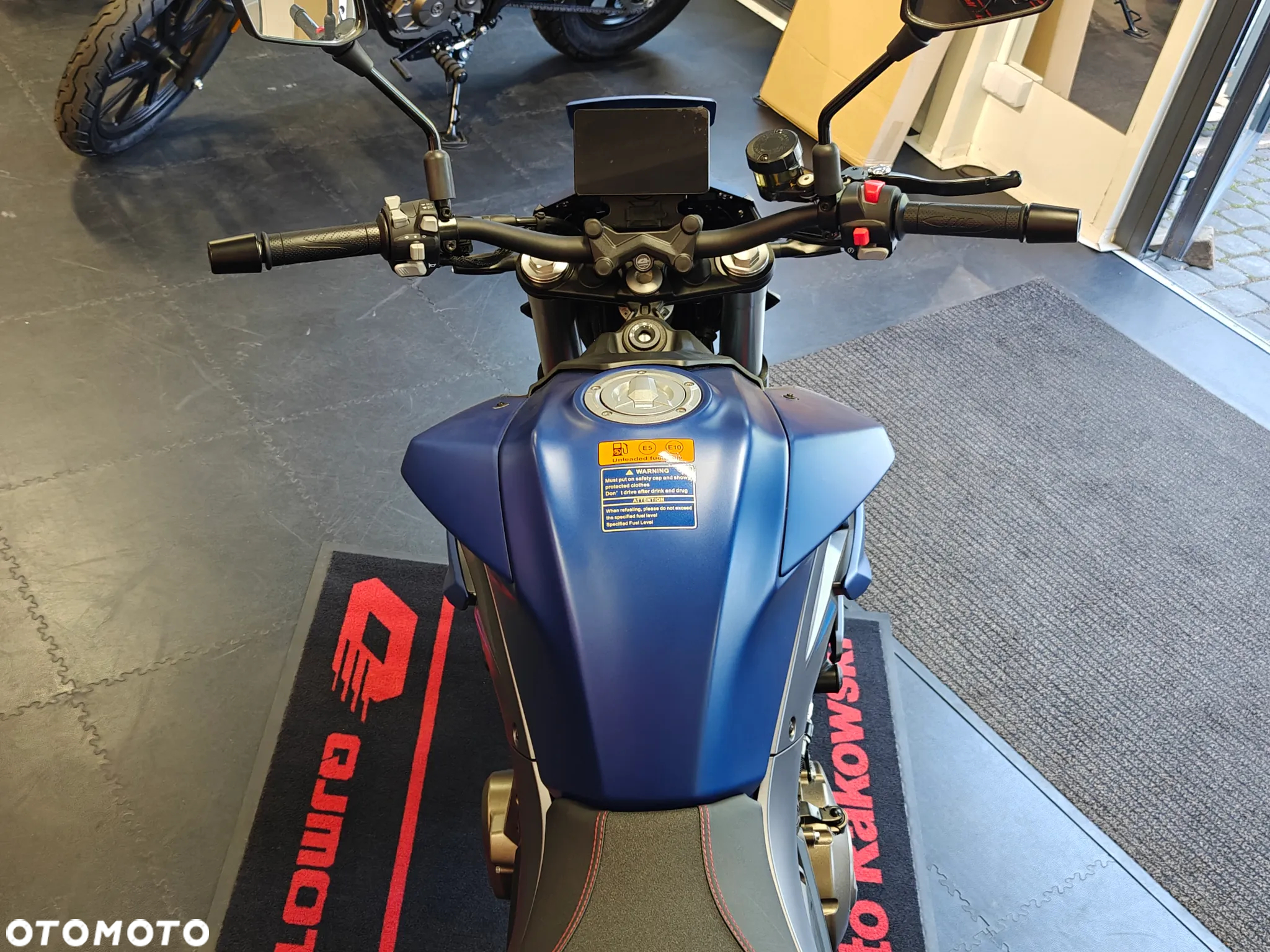 QJMOTOR SRK 700 - 9