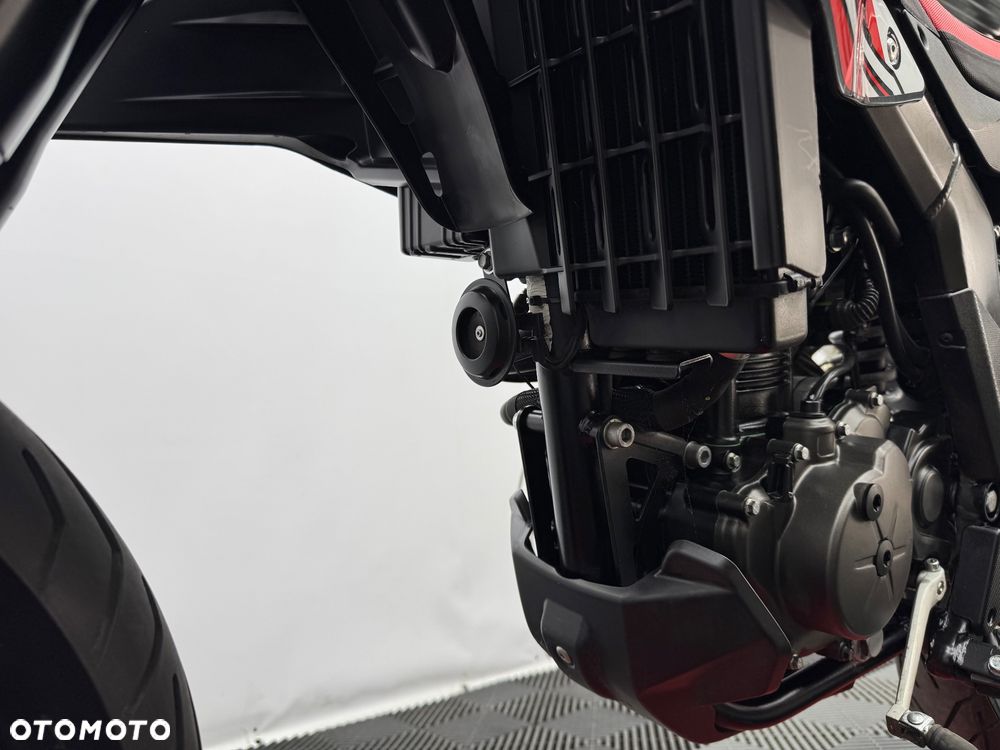 Aprilia SX - 19