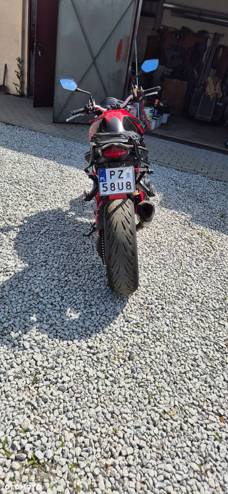 Honda CB - 4
