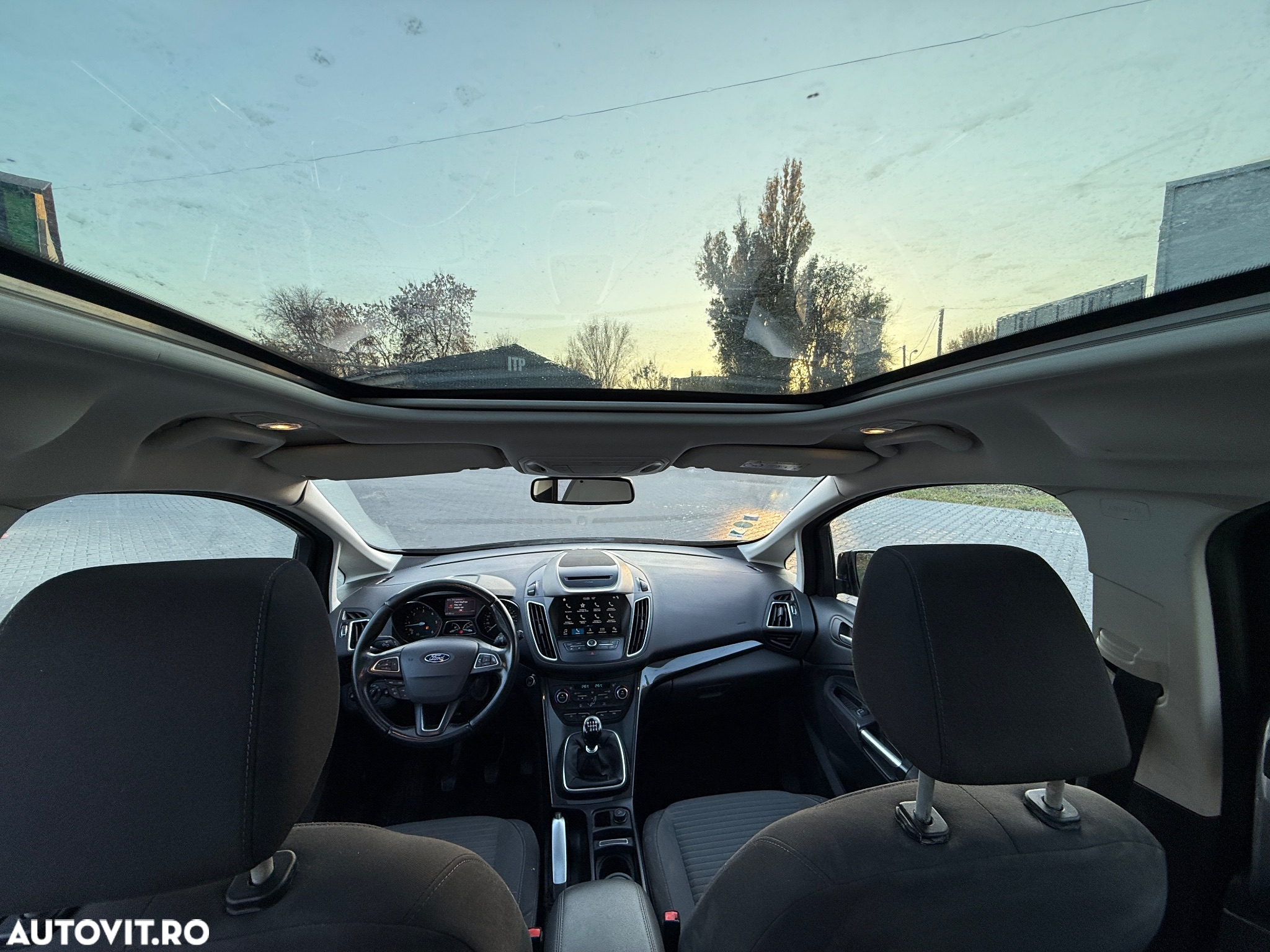 Ford Grand C-Max 1.5 TDCi Start-Stopp-System Titanium - 18