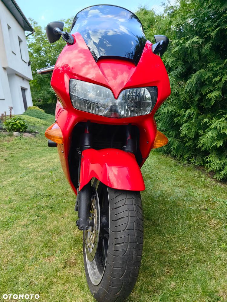 Honda VFR - 9