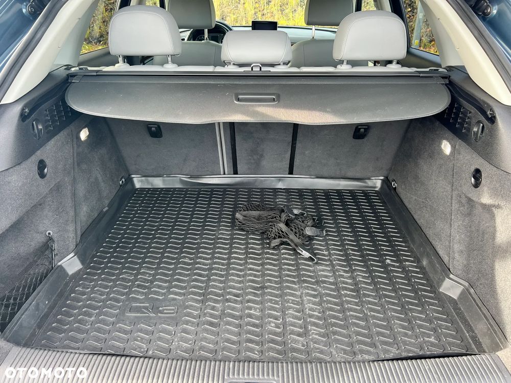 Audi Q3 2.0 TFSI Quattro S tronic design - 35