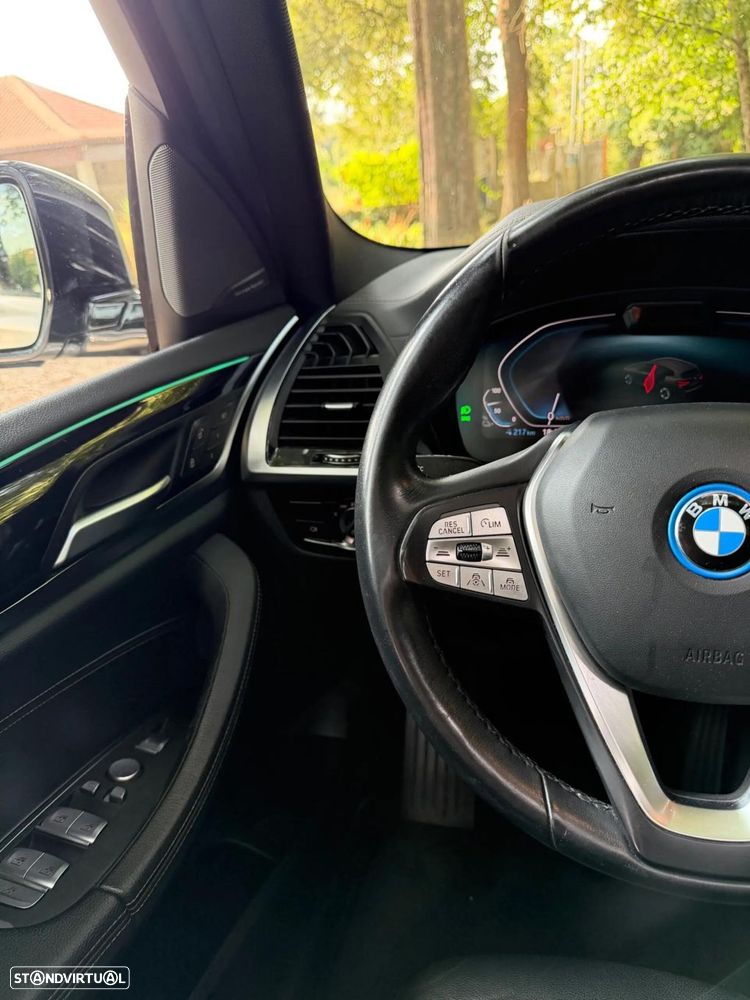 BMW iX3 M Sport Impressive - 24