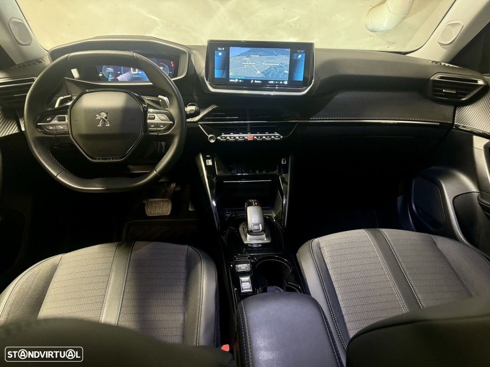 Peugeot 2008 1.2 PureTech Allure Pack EAT8 - 10