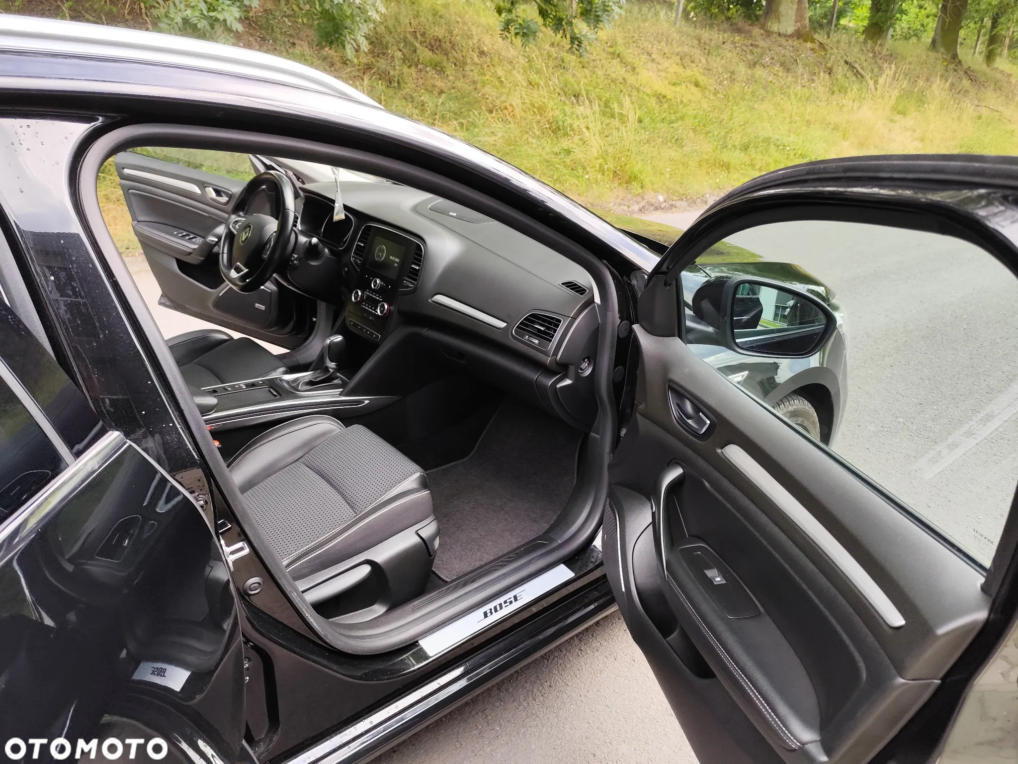 Renault Megane Grandtour ENERGY TCe 160 EDC BOSE EDITION - 13