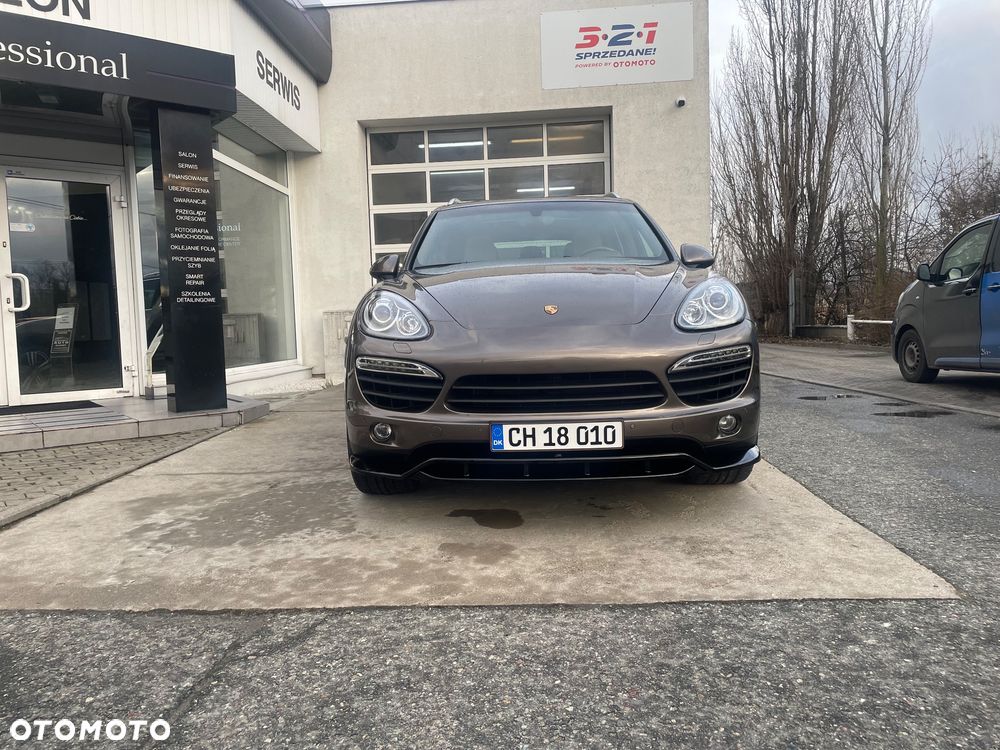 Porsche Cayenne Platinum Edition - 1