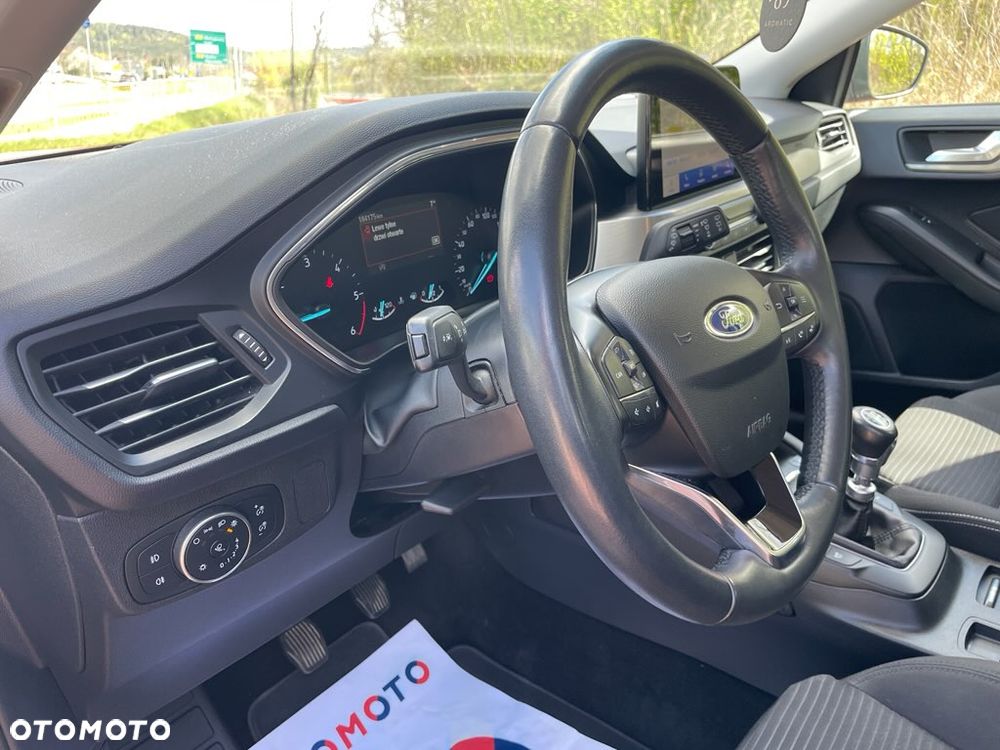 Ford Focus 2.0 EcoBlue Titanium - 17