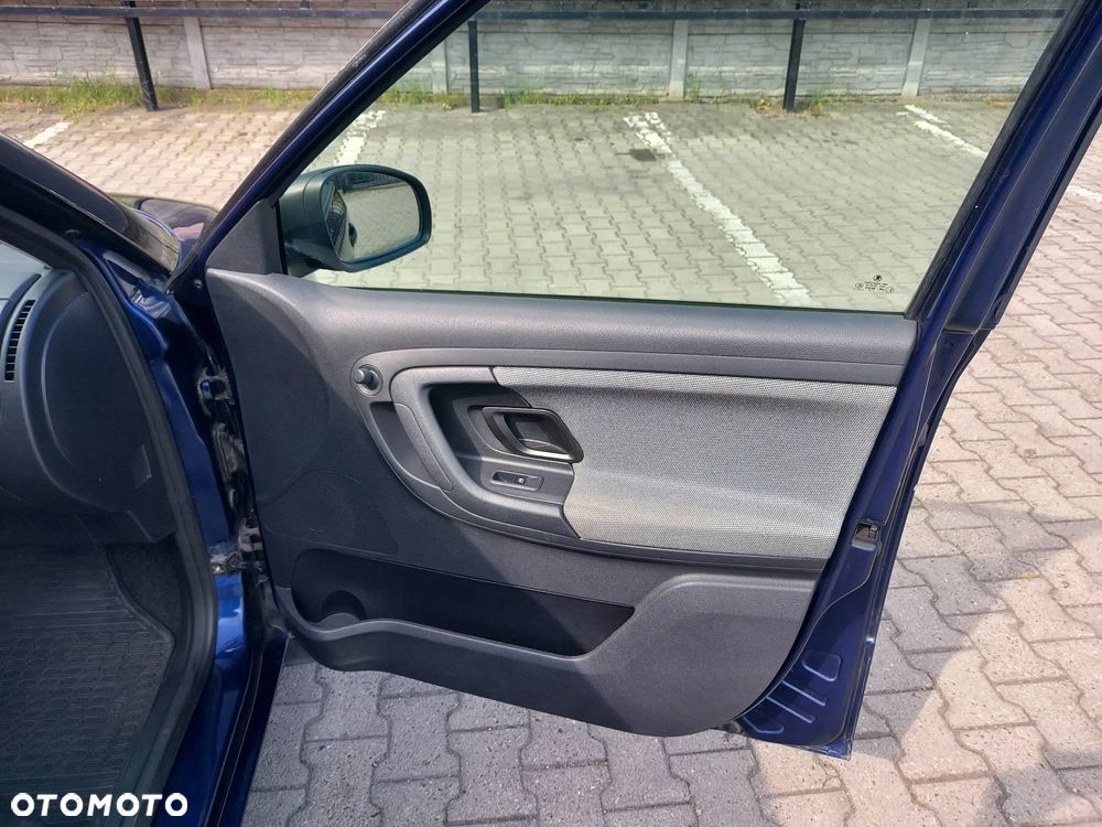 Skoda Fabia 1.6 TDI DPF Active Plus - 15