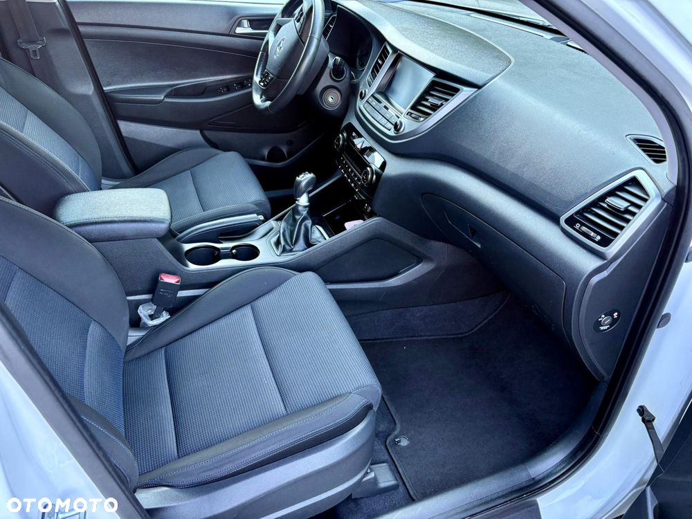 Hyundai Tucson blue 1.7 CRDi 2WD Trend - 9