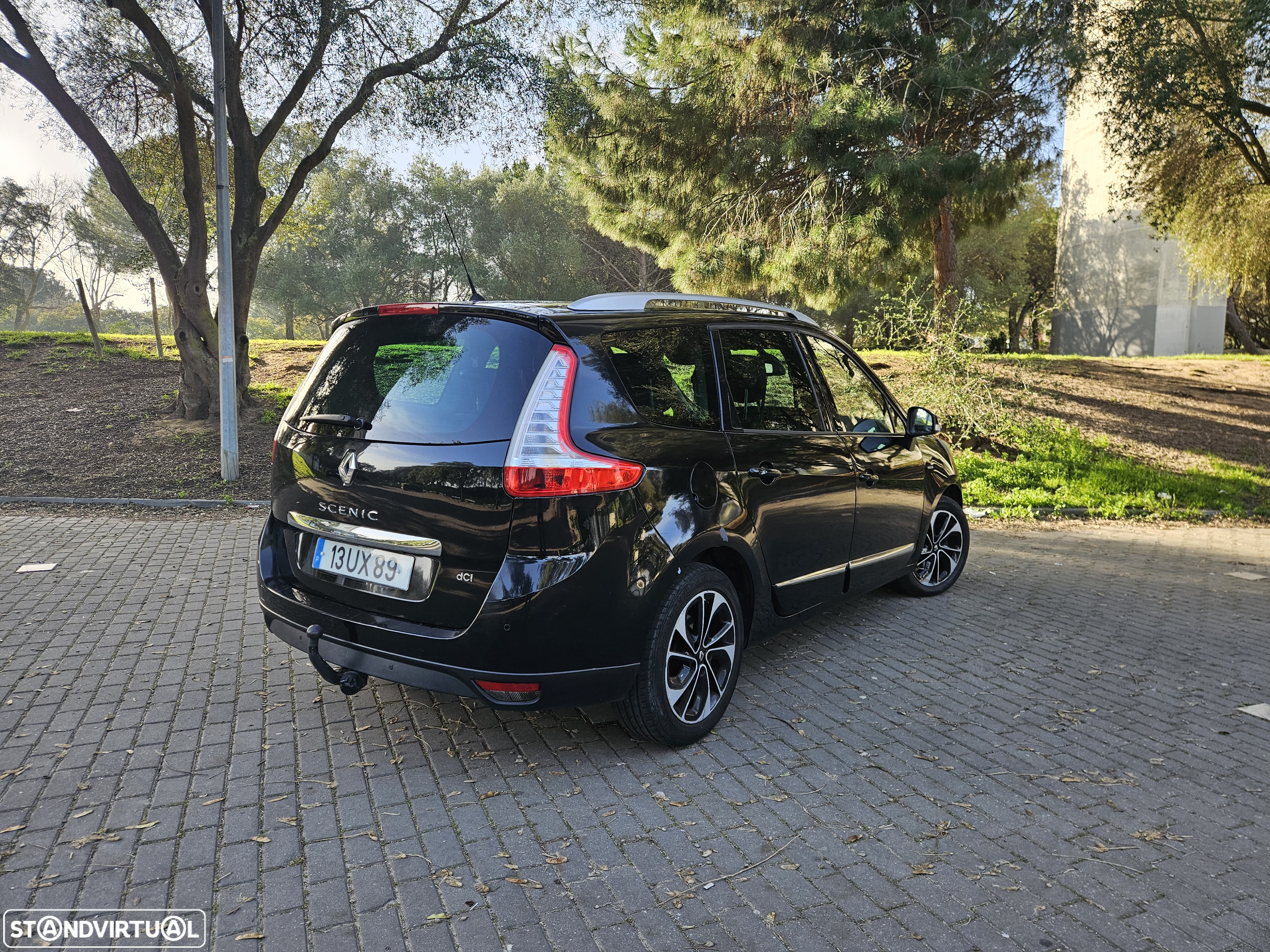 Renault Grand Scénic 1.6 dCi Bose Edition SS - 3