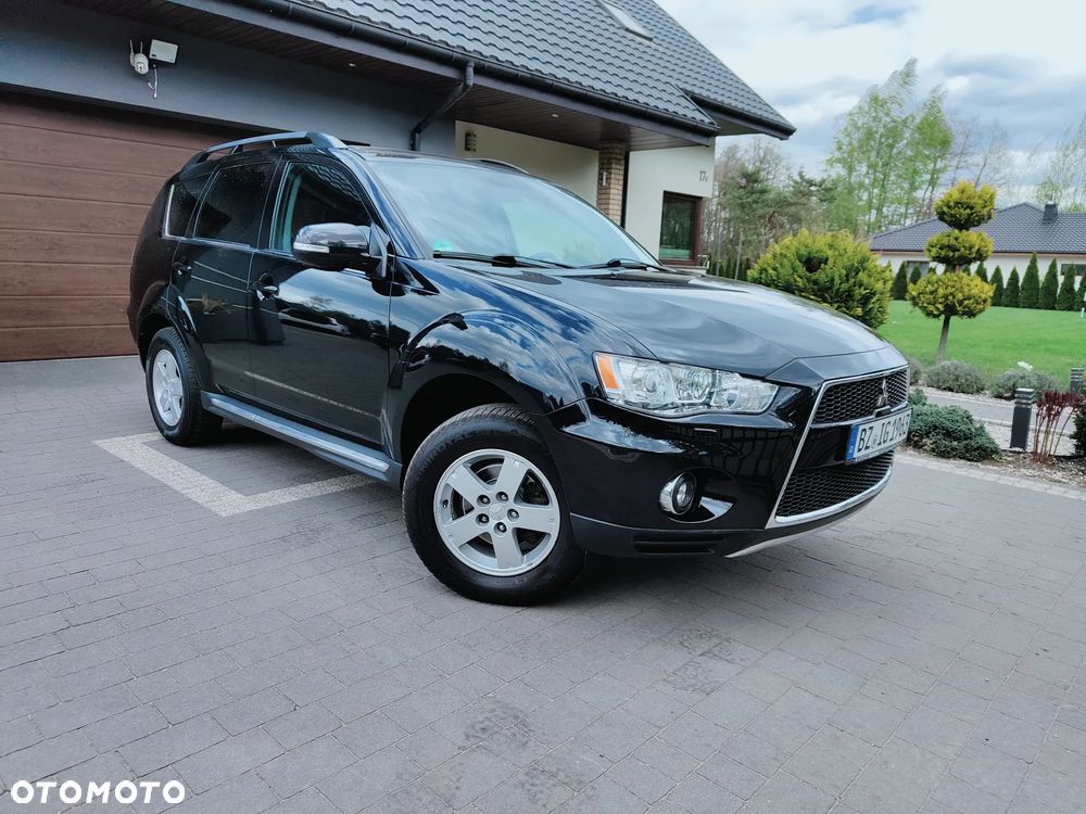 Mitsubishi Outlander 2.2 DI-D 4WD TC-SST Intense - 38