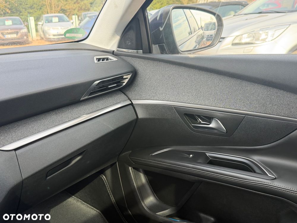 Peugeot 5008 2.0 HDi Allure 7os - 25