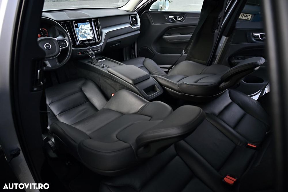Volvo XC 60 D4 AWD Geartronic Momentum - 21